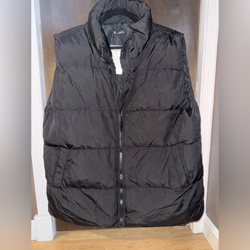 PrettyGarden Black Puffer Vest